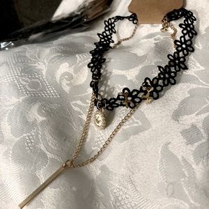 Black crown&crosses choker w/goldtone Necklace